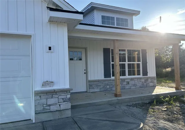 Photo 3 of Townhouse for sale at 2091 Pine Forest Dr, Miamisburg, OH 45342 | MLS# 967388 | Listing updated on 2026-08-26