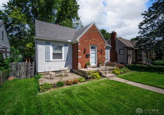 Photo 3 of Single family home for sale at 1021 Chelsea Ave, Dayton, OH 45420 | MLS# 967453 | Listing updated on 2026-08-29