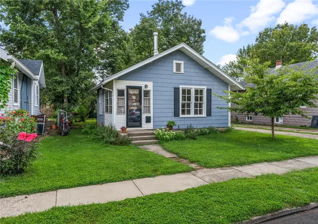 Photo 2 of Single family home for sale at 402 Greene St, Fairborn, OH 45324 | MLS# 967445 | Listing updated on 2026-08-27