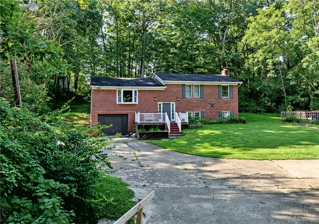 Photo 1 of Single family home for sale at 3357 Number Nine Rd, Blanchester, OH 45107 | MLS# 967480 | Listing updated on 2026-08-27