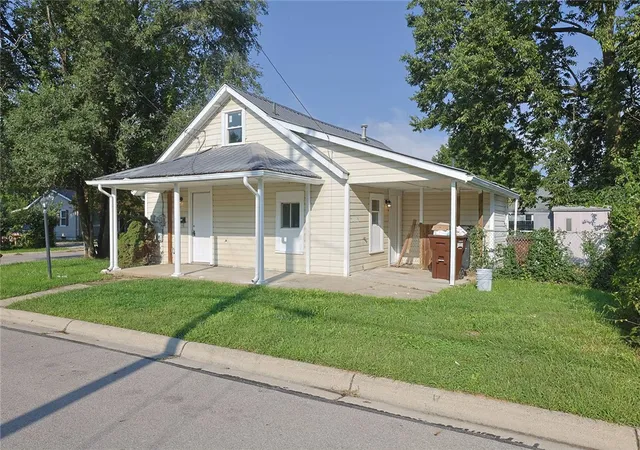 Photo 1 of Single family home for sale at 239 Cedar St, Franklin, OH 45005 | MLS# 967485 | Listing updated on 2026-08-27