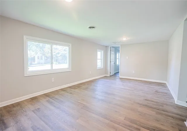 Photo 3 of Single family home for sale at 239 Cedar St, Franklin, OH 45005 | MLS# 967485 | Listing updated on 2026-08-27