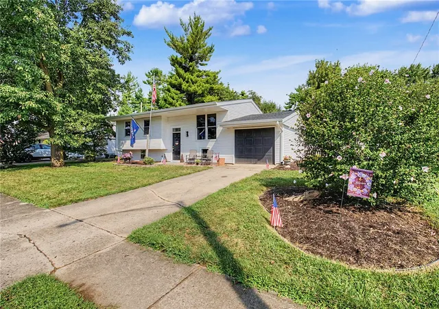 Photo 2 of Single family home for sale at 148 Beverly Pl, Xenia, OH 45385 | MLS# 967551 | Listing updated on 2026-08-27