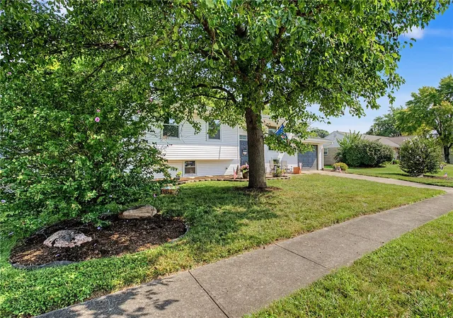 Photo 3 of Single family home for sale at 148 Beverly Pl, Xenia, OH 45385 | MLS# 967551 | Listing updated on 2026-08-27