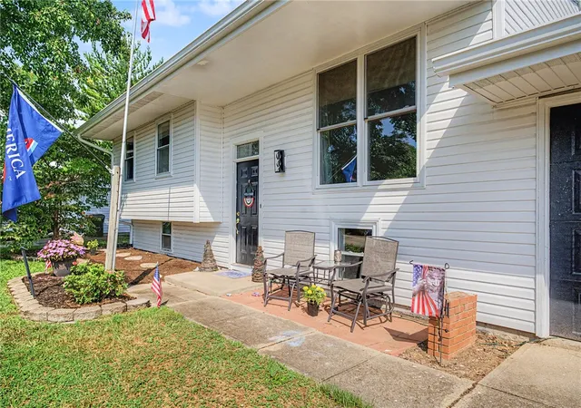 Photo 4 of Single family home for sale at 148 Beverly Pl, Xenia, OH 45385 | MLS# 967551 | Listing updated on 2026-08-27