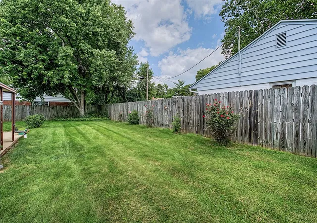 Photo 45 of Sale Pending at 643 Mossoak Dr, Kettering, OH 45429 | MLS# 967179 | Listing updated on 2026-09-01