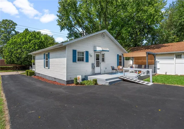 Photo 5 of Sale Pending at 299 N West St, Xenia, OH 45385 | MLS# 967640 | Listing updated on 2026-08-30