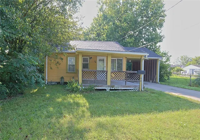Photo 2 of Single family home for sale at 44 Walnut St, Franklin, OH 45006 | MLS# 967456 | Listing updated on 2026-08-28
