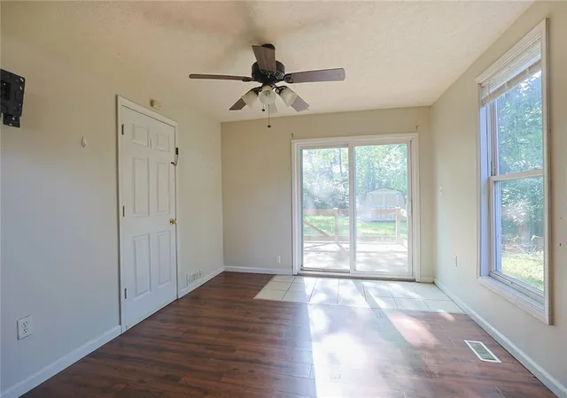 Photo 4 of Single family home for sale at 44 Walnut St, Franklin, OH 45006 | MLS# 967456 | Listing updated on 2026-08-28