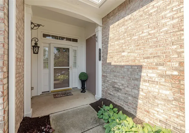 Photo 2 of Single family home for sale at 621 Carrick Dr, Washington Twp, OH 45458 | MLS# 966299 | Listing updated on 2026-08-28