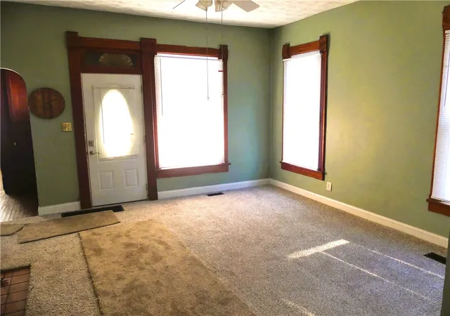 Photo 5 of Single family home for sale at 935 S Detroit St, Xenia, OH 45385 | MLS# 967690 | Listing updated on 2026-08-28