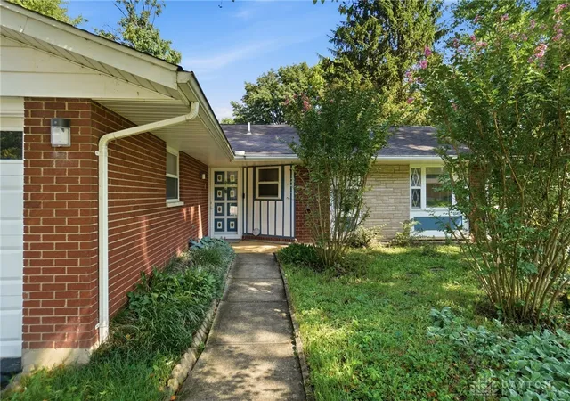 Photo 5 of Sale Pending at 2798 Coldsprings Dr, Beavercreek, OH 45434 | MLS# 967714 | Listing updated on 2026-08-31