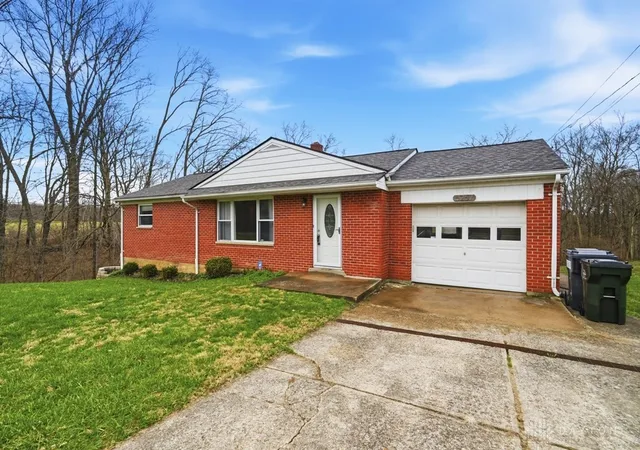 Photo 2 of Single family home for sale at 5267 Radford Dr, Morrow, OH 45152 | MLS# 967717 | Listing updated on 2026-08-28