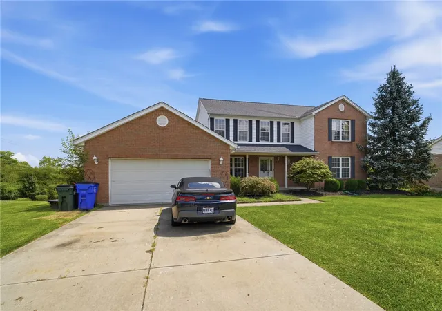 Photo 2 of Single family home for sale at 578 Rachel Dr, Hamilton, OH 45013 | MLS# 967731 | Listing updated on 2026-08-29