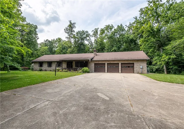 Photo 2 of Single family home for sale at 1281 Hiatt Rd, Clarksville, OH 45113 | MLS# 967736 | Listing updated on 2026-09-24