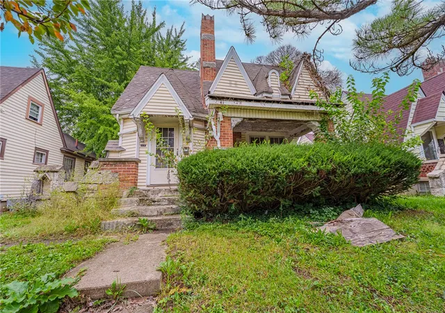 Photo 1 of Sale Pending at 117 Basswood Ave, Dayton, OH 45405 | MLS# 967895 | Listing updated on 2026-10-09