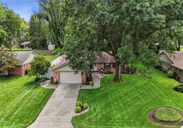 Photo 3 of Single family home for sale at 271 Edgebrook Dr, Dayton, OH 45459 | MLS# 967805 | Listing updated on 2026-09-01