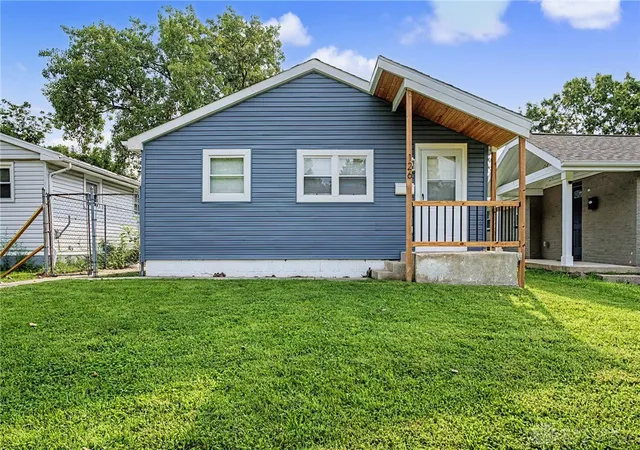 Photo 2 of Single family home for sale at 126 Holland Ave, Dayton, OH 45417 | MLS# 967253 | Listing updated on 2026-09-01
