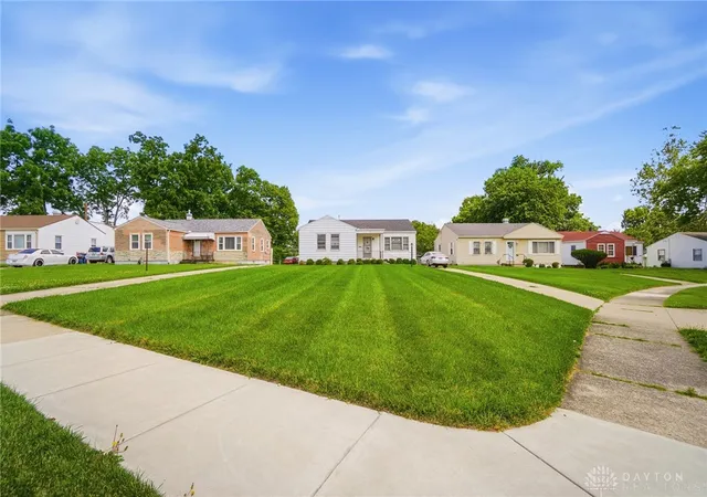 Photo 2 of Single family home for sale at 3601 Lancashire Dr, Dayton, OH 45417 | MLS# 967913 | Listing updated on 2026-09-01