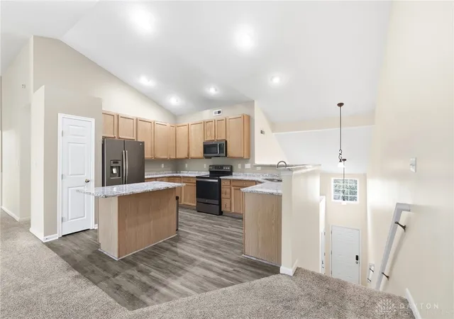 Photo 2 of Condo for sale at 3875 Thorngate Dr, Mason, OH 45040 | MLS# 967921 | Listing updated on 2026-09-01
