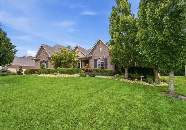 Photo 2 of Single family home for sale at 10842 Mariam Ln, Dayton, OH 45458 | MLS# 967585 | Listing updated on 2026-09-01
