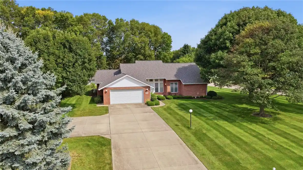 Photo 1 of Single family home for sale at 9425 Brenrick Dr, Piqua, OH 45356 | MLS# 968015 | Listing updated on 2026-10-24