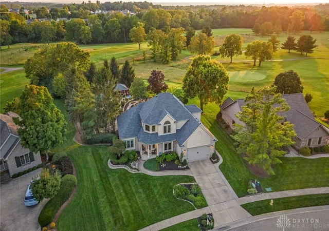Photo 1 of Single family home for sale at 20 Fairwood Dr, Miamisburg, OH 45342 | MLS# 966005 | Listing updated on 2026-10-30