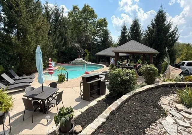 Photo 3 of Single family home for sale at 20 Fairwood Dr, Miamisburg, OH 45342 | MLS# 966005 | Listing updated on 2026-10-30