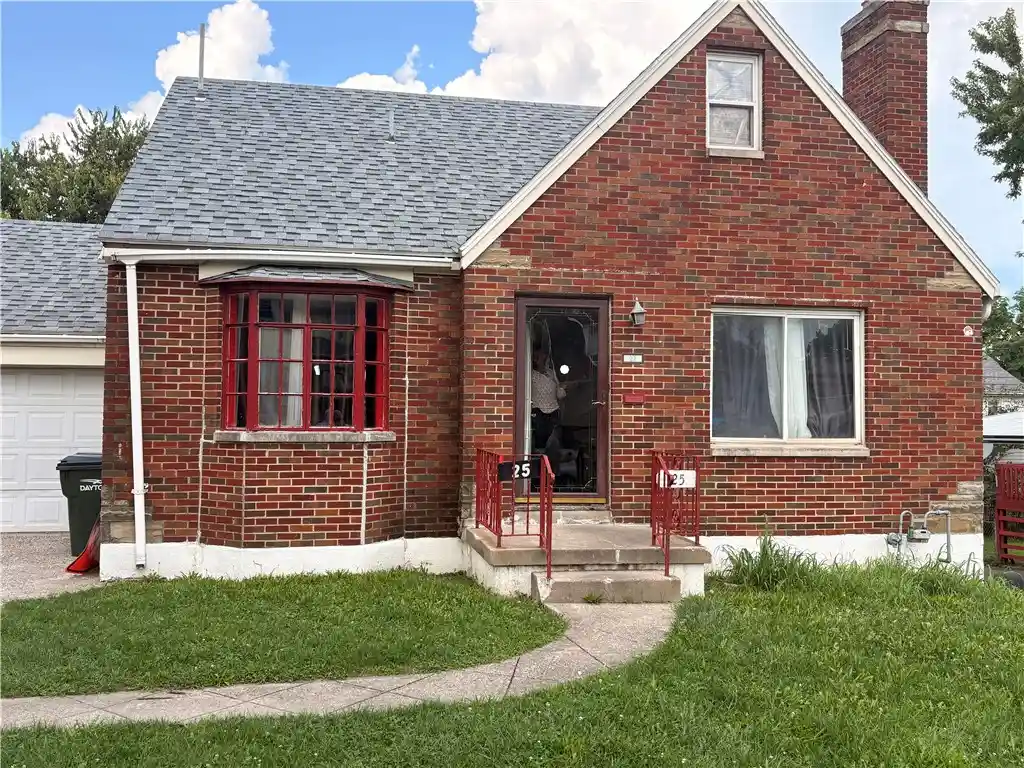 Photo 1 of Single family home for sale at 25 Redwood Ave, Dayton, OH 45405 | MLS# 968069 | Listing updated on 2026-10-23