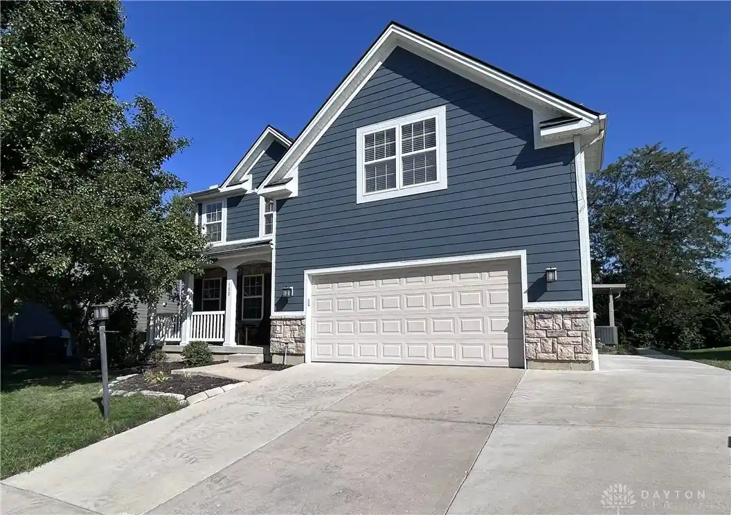 Single family home for sale at 180 Haverstraw Pl, Springboro, OH 45066 | MLS# 967779