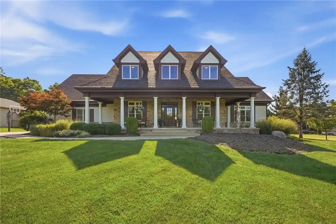 Photo 1 of Sale Pending at 7562 Country Brk Ct, Springboro, OH 45066 | MLS# 968142 | Listing updated on 2026-10-18