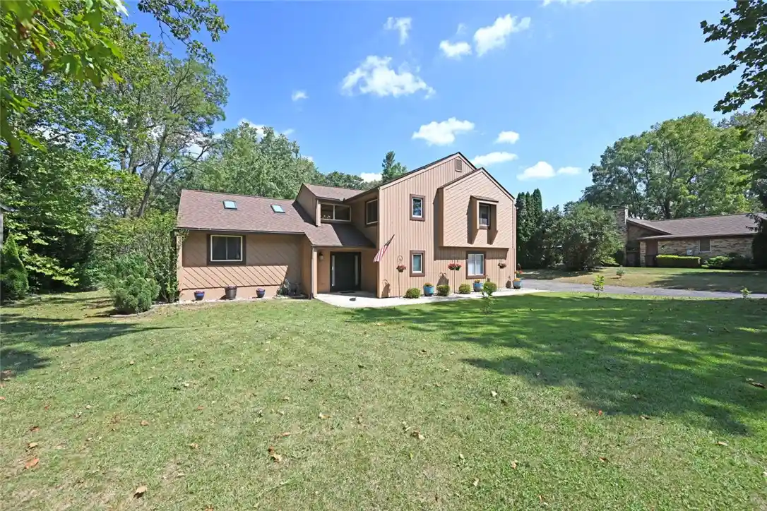 Photo 1 of Single family home for sale at 1065 Wilderness Blf, Tipp City, OH 45371 | MLS# 968217 | Listing updated on 2026-10-17