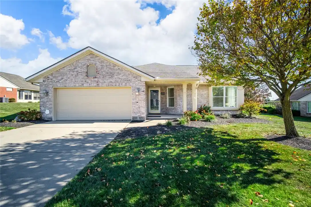 Single family home for sale at 1724 Brandonhall Dr, Miamisburg, OH 45342 | MLS# 968228