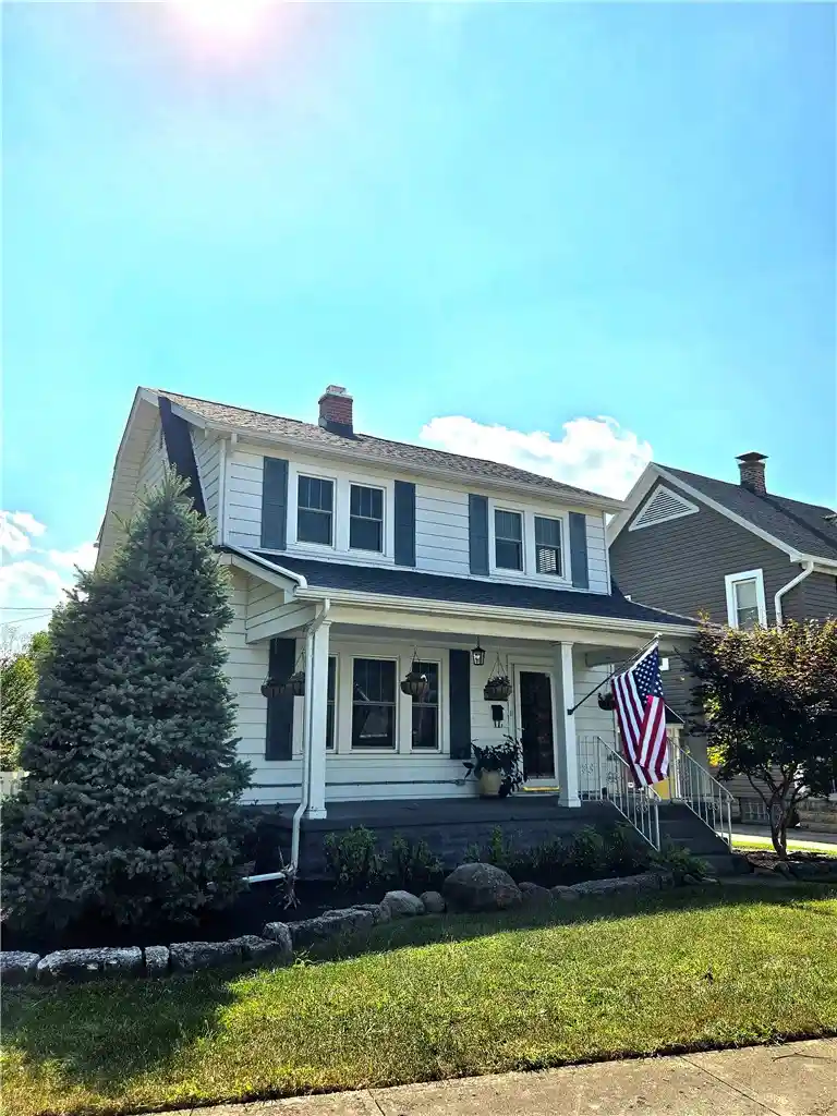 Photo 1 of Single family home for sale at 1108 E Main St, Troy, OH 45373 | MLS# 968400 | Listing updated on 2026-10-16