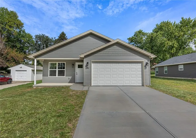 Photo 1 of Sale Pending at 126 Arthur Ave, Franklin, OH 45005 | MLS# 968599 | Listing updated on 2026-10-11