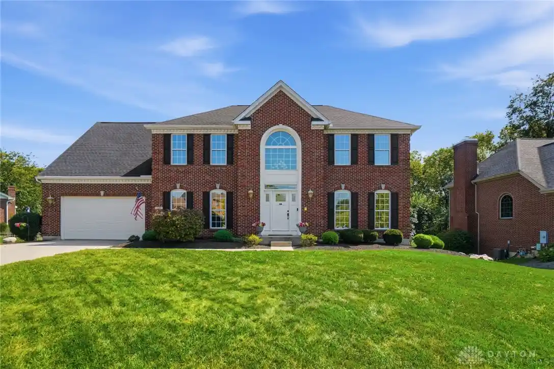 Photo 1 of Single family home for sale at 125 Blackford Dr, Springboro, OH 45066 | MLS# 968555 | Listing updated on 2026-10-11