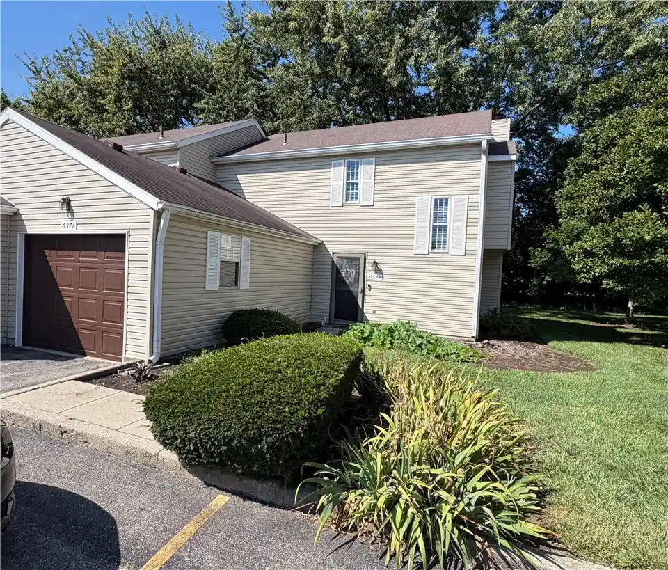Condo for sale at 6371 Braxton Pl, Dayton, OH 45459 | MLS# 968856