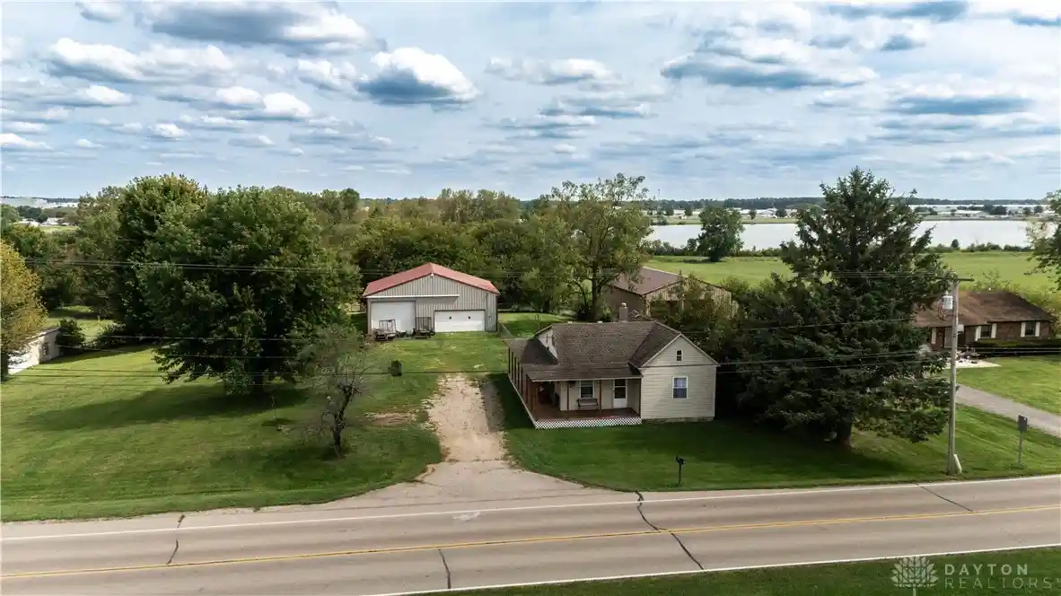 Photo 1 of Single family home for sale at 1120 S Bird Rd, Springfield, OH 45505 | MLS# 968762 | Listing updated on 2026-10-16