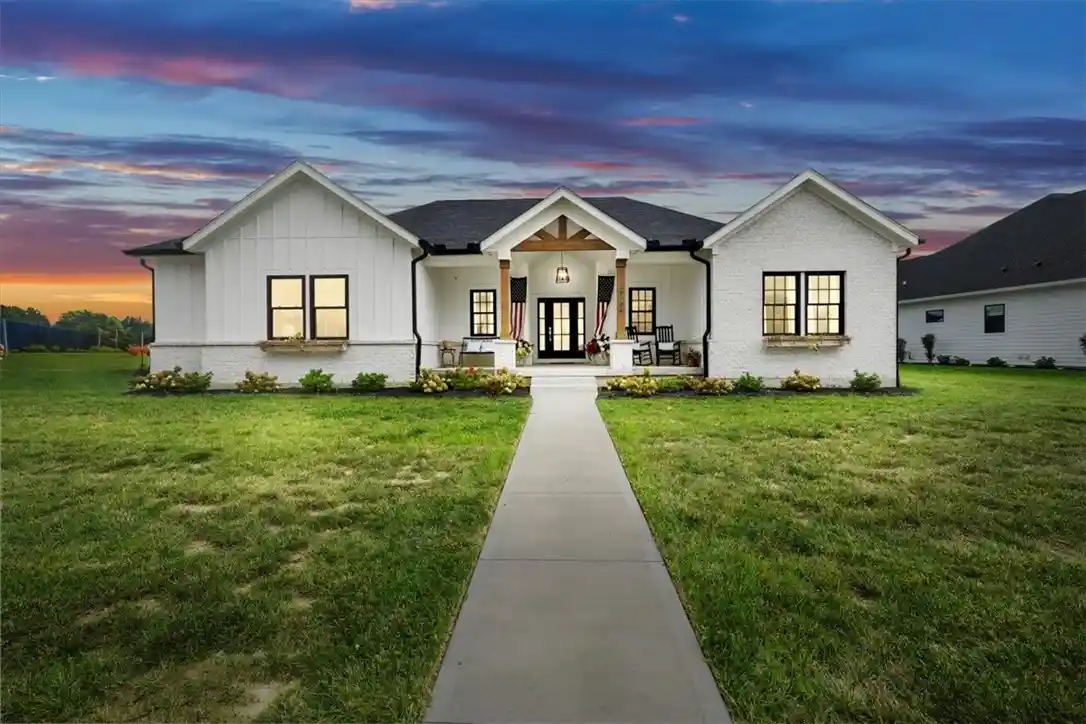 Photo 1 of Single family home for sale at 2164 Northbridge Trl, Troy, OH 45373 | MLS# 968865 | Listing updated on 2026-10-09