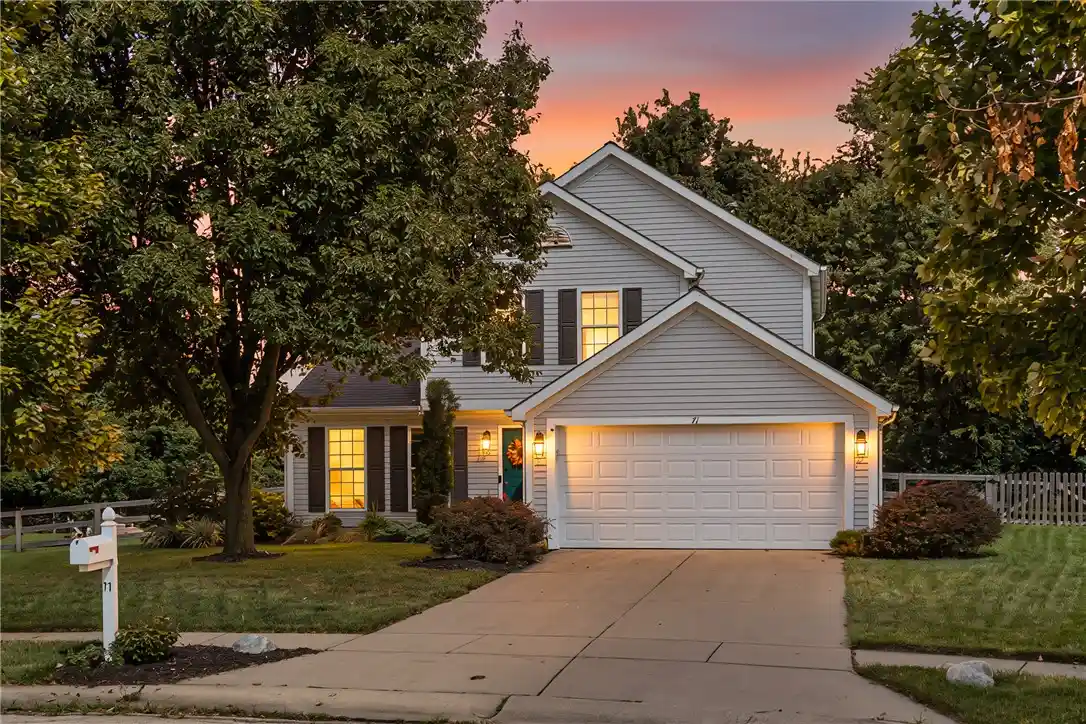 Photo 1 of Single family home for sale at 71 Lakeview Dr, Franklin, OH 45005 | MLS# 968327 | Listing updated on 2026-10-18