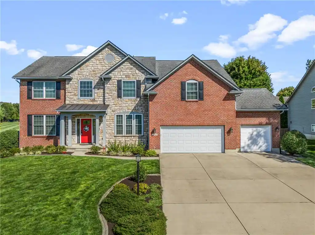 Photo 1 of Single family home for sale at 3298 Seton Hl Dr, Bellbrook, OH 45305 | MLS# 969329 | Listing updated on 2026-10-25