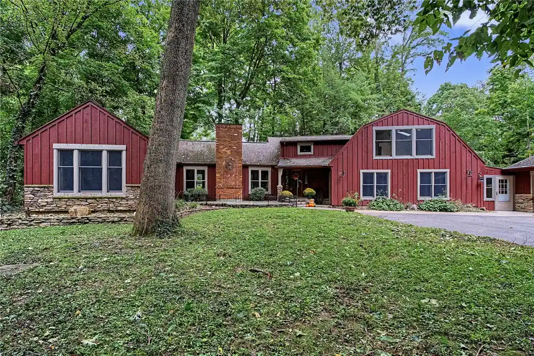 Single family home for sale at 195 Colonial Ln, Dayton, OH 45429 | MLS# 967417