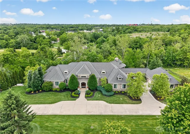 Photo 1 of Single family home for sale at 6784 Rose Mallow Dr, West Chester, OH 45069 | MLS# 967401 | Listing updated on 2026-10-02