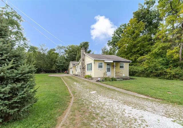 Photo 1 of Sale Pending at 3485 W Lakeview Dr, Amelia, OH 45102 | MLS# 969325 | Listing updated on 2026-09-26
