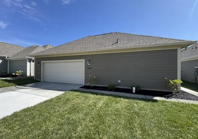 Listing Photo 1 - Condo for sale in building located at 1339 N Fountain, Springfield, OH 45504 - Unit #