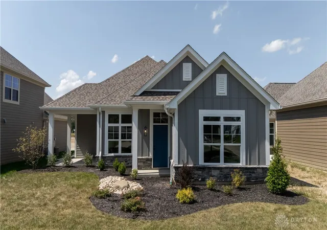 Photo 1 of Single family home for sale at 1335 N Fountain Blvd, Springfield, OH 45504 | MLS# 969475 | Listing updated on 2026-09-25