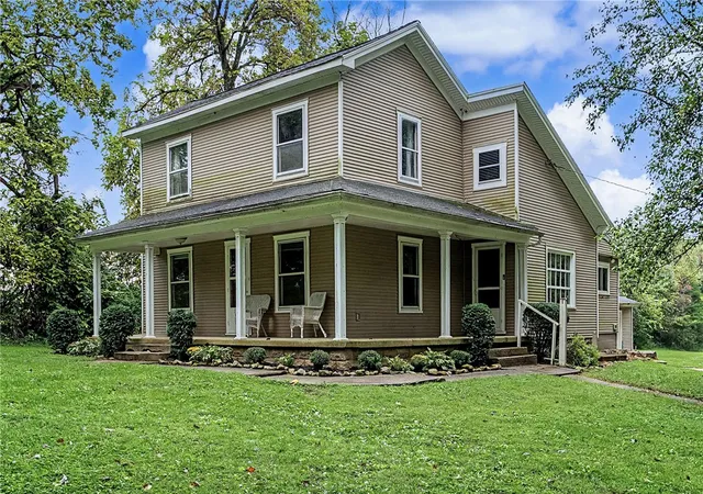 Single family home for sale at 1861 Simison Rd, Spring Valley, OH 45370 | MLS# 967409