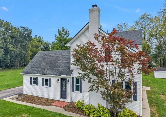 Photo 2 of Single family home for sale at 2584 Trebein Rd, Xenia, OH 45385 | MLS# 968909 | Listing updated on 2026-10-11