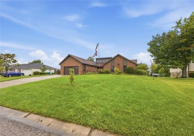 Photo 2 of Sale Pending at 2379 Meadow Green Dr, Dayton, OH 45431 | MLS# 969376 | Listing updated on 2026-09-27