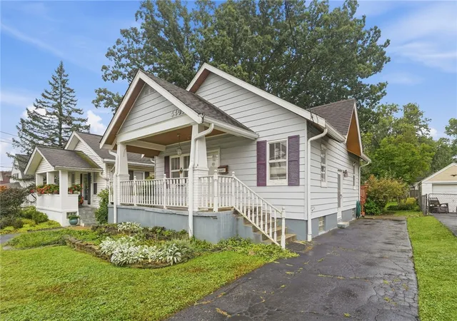 Photo 3 of Sale Pending at 4403 Clifford Rd, Cincinnati, OH 45236 | MLS# 969378 | Listing updated on 2026-09-26